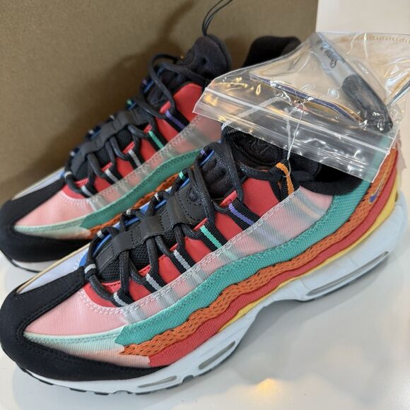 Nike MEN'S Air Max 95 BHM BLACK HISTORY MONTH Multi Color SIZE 9 BRAND NEW
